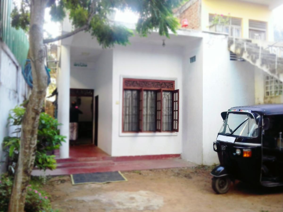 City Bay House Weligama Esterno foto