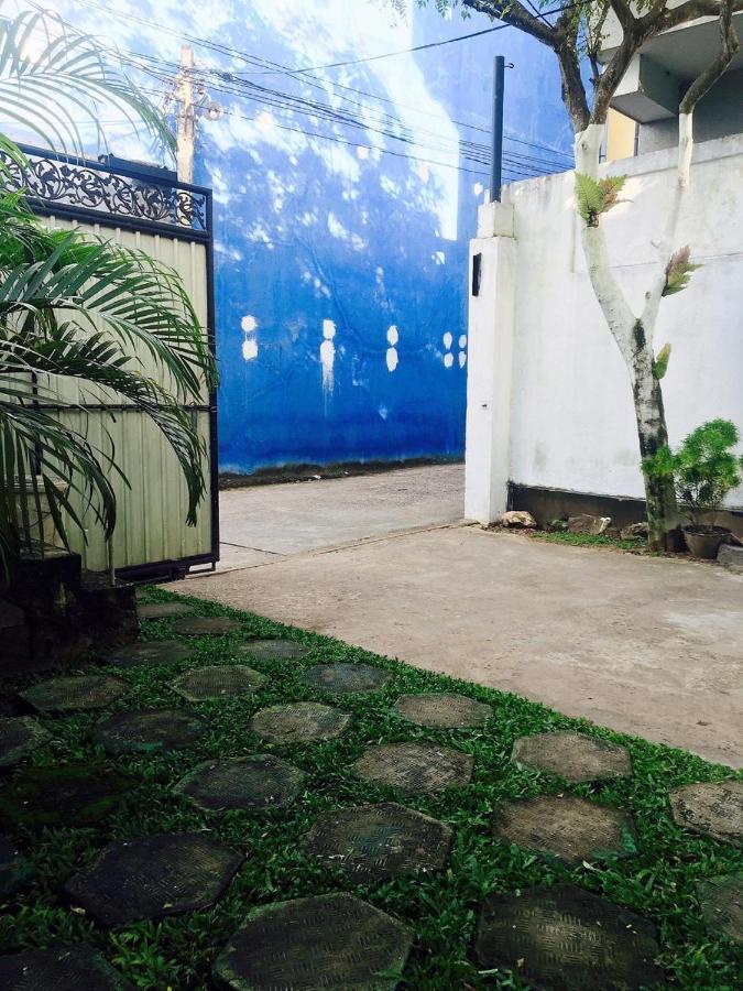 City Bay House Weligama Esterno foto