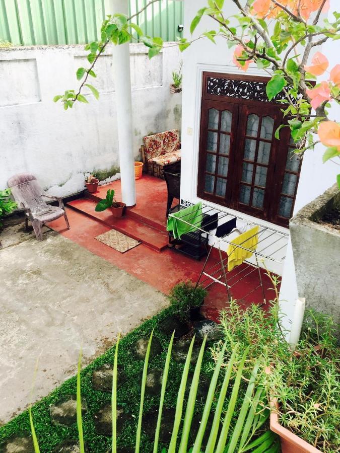 City Bay House Weligama Esterno foto